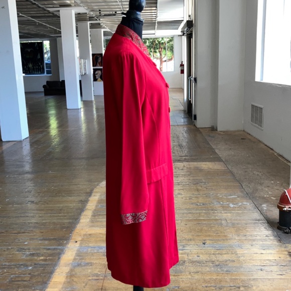 Red, medium length high neckline embellished, vintage jacket - Picture 5 of 11